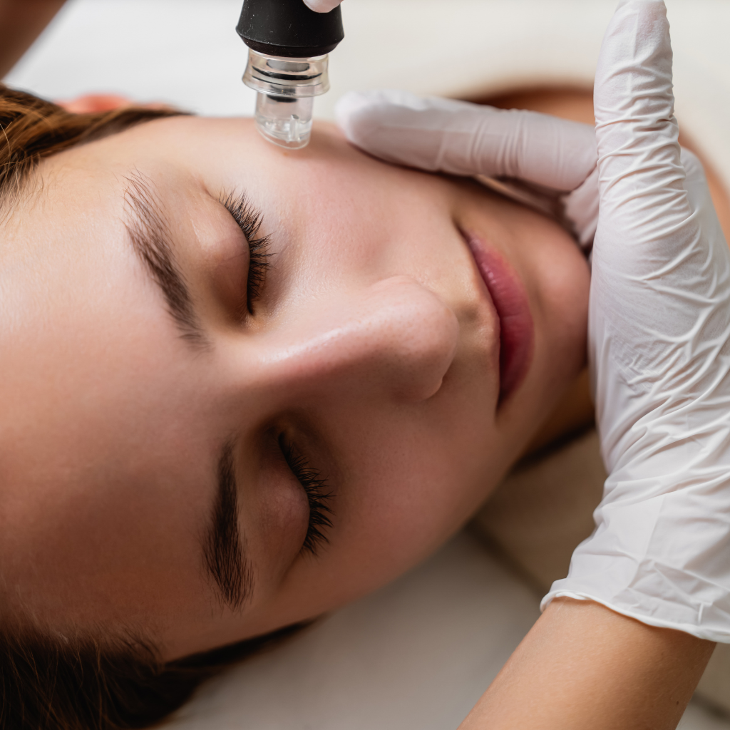 Is HydraFacial Good for Skin? Benefits, Treatment Steps & Costs