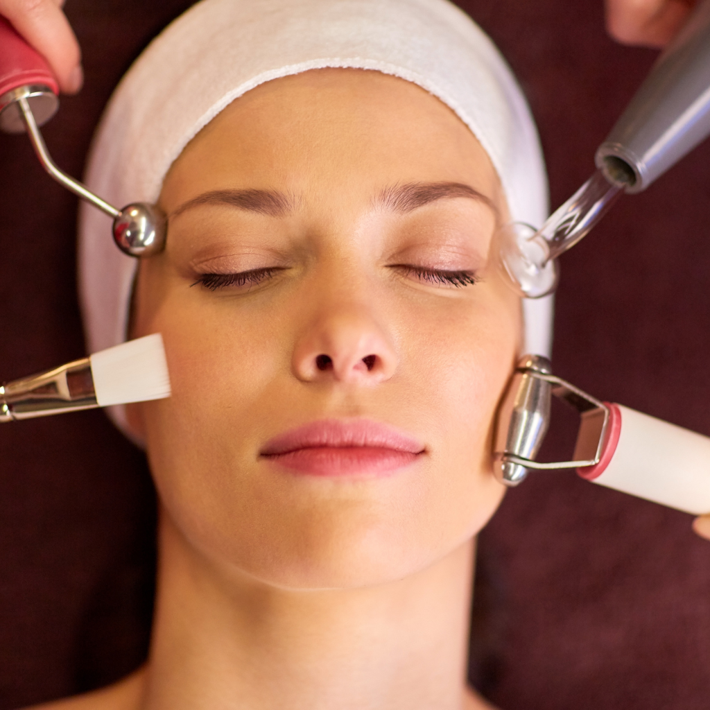 Chemical Peel vs Hydrafacial: The Go-To Skin Treatment Guide