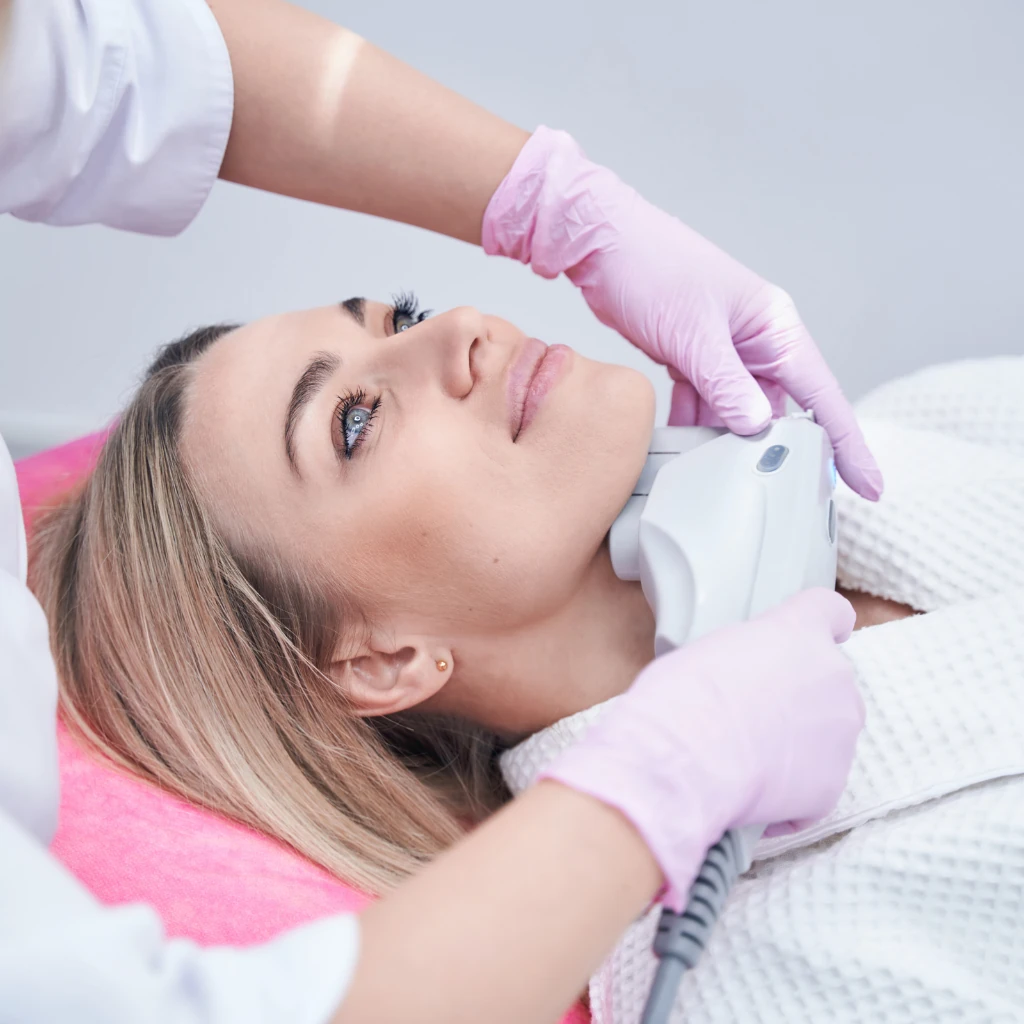 How to Tighten Neck Skin: Simple Ways to Tighten Neck Skin