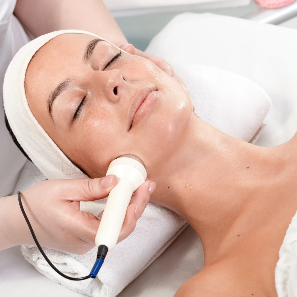HydraFacial vs Oxygen Facial – Understanding the Best Option