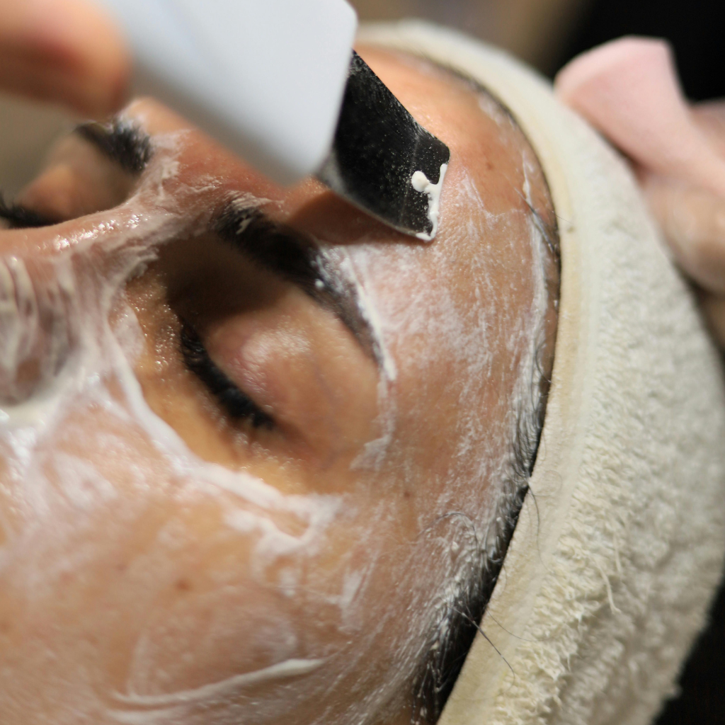 How Can You Remove Dull Skin and Brighten Your Face With Treatment?