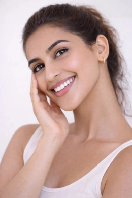 Refreshed eye area look after dark circle treatment