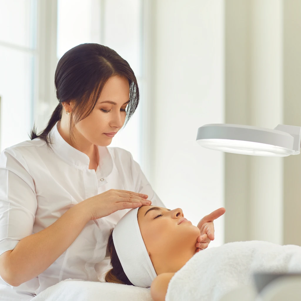 Natural Ways to Tighten Skin
